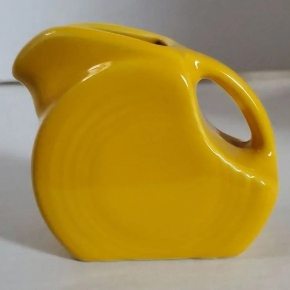 Fiestaware Fiesta Small CERAMIC Mini Disk Pitcher CARAFE Daffodil Yellow 4